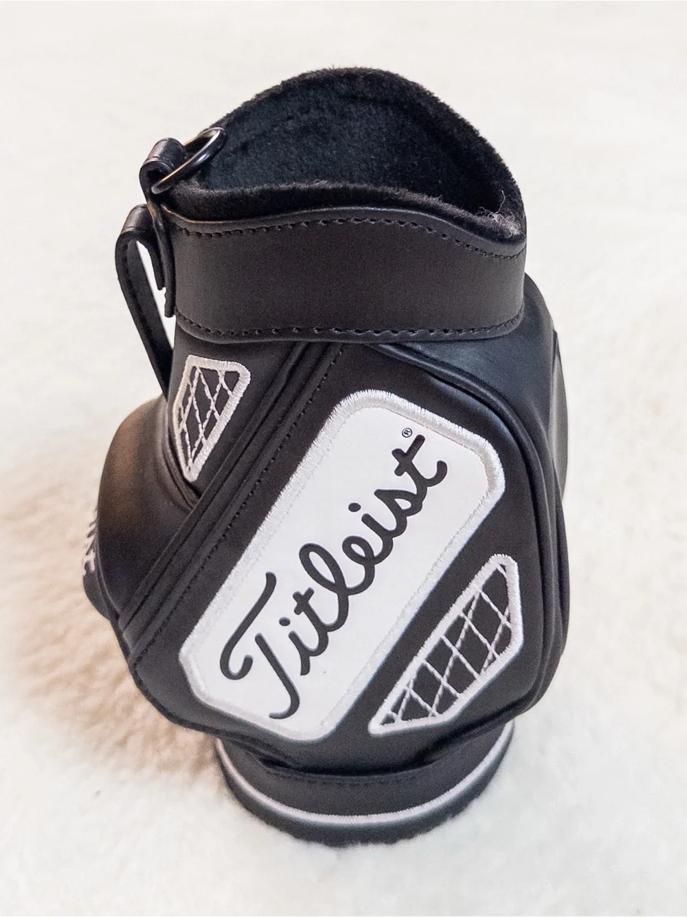 Titleist Mini Golf Bag Desk Caddy – Black & White, NWOT 🏌️